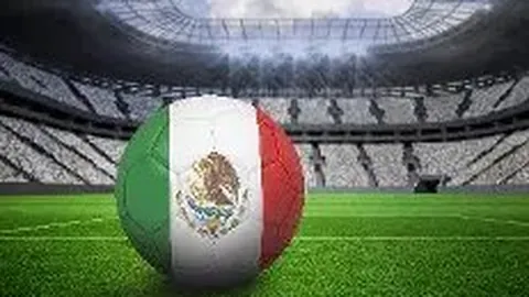 惊艳中超！颜骏凌双料领跑，出击次数与成功率齐创佳绩，热议狂潮席卷绿茵场！